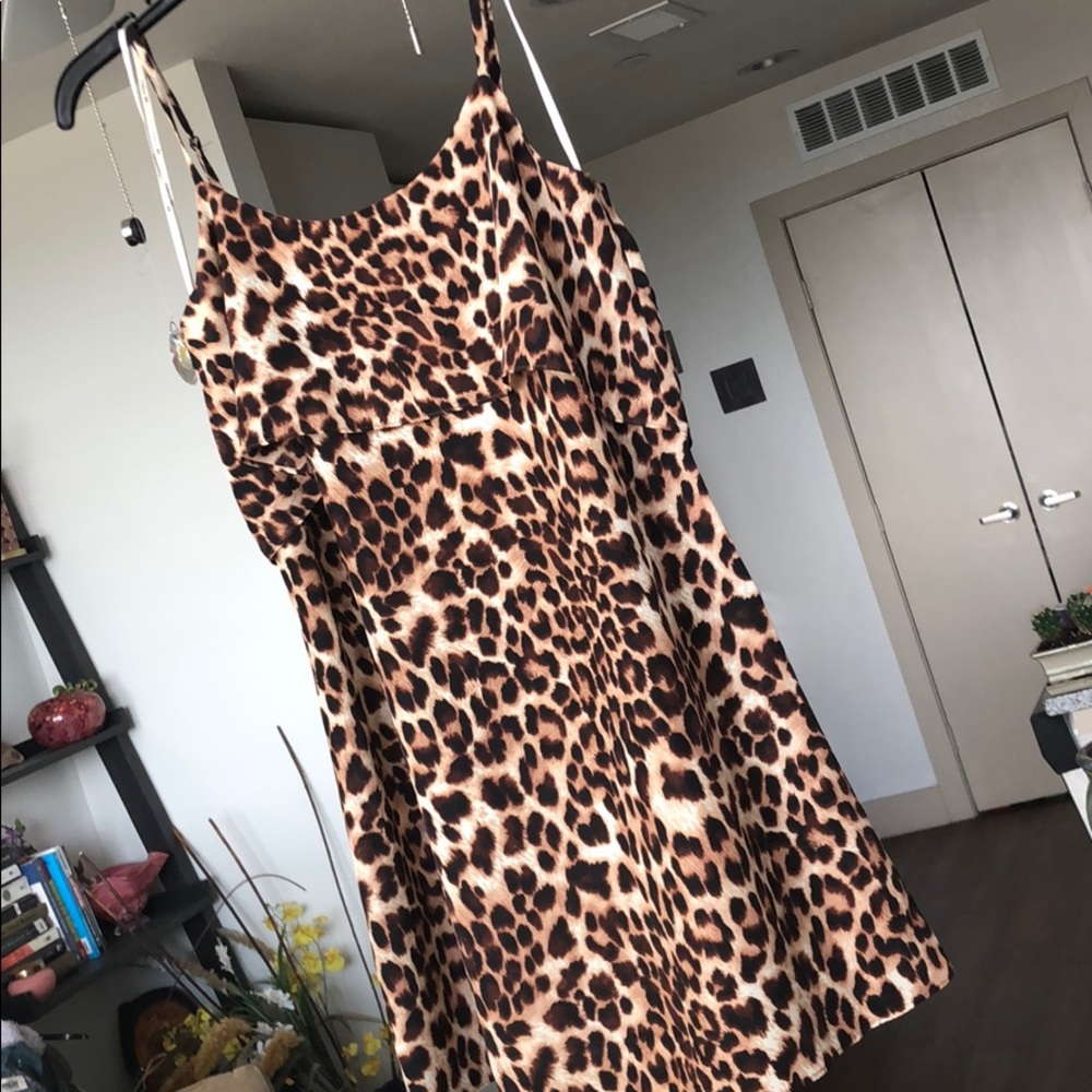 Super Sexy size S leopard print mini dress 🍁✨